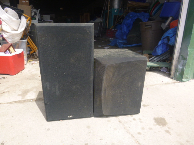 lot 222 image: Speaker and Sub Woofer