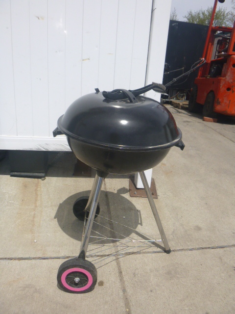 lot 224 image: Outdoor Grill