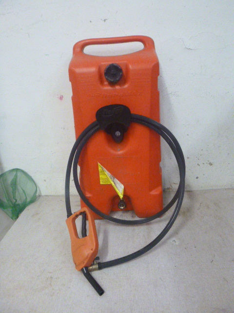lot 227 image: Dura Max Poly Gas Can