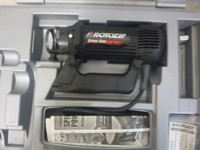lot 232 image: Rotozip Spiral Saw