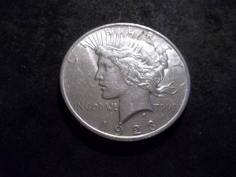 lot 8 image: 1923 Peace Silver Dollar