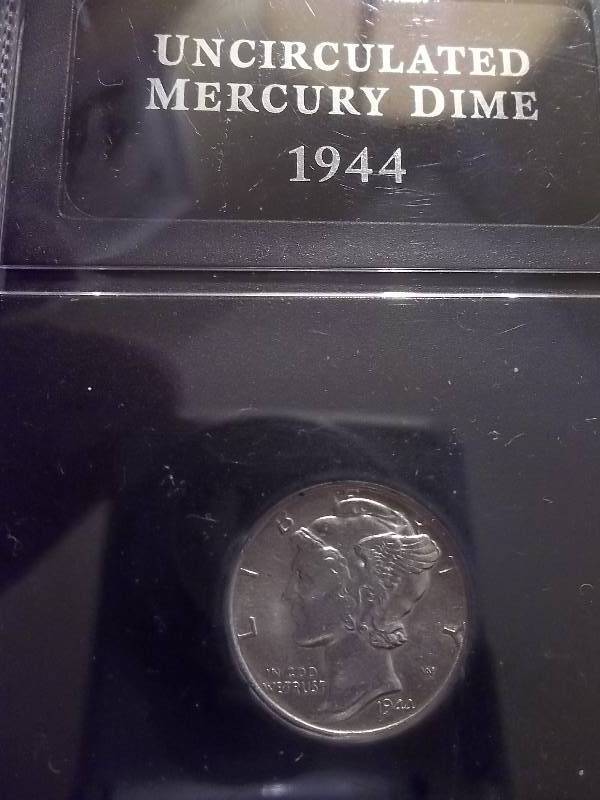 lot 72 image: 1944 Mercury Dime Unc