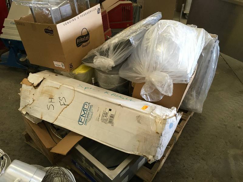 PALLET OF KITCHEN WARE ITEMS