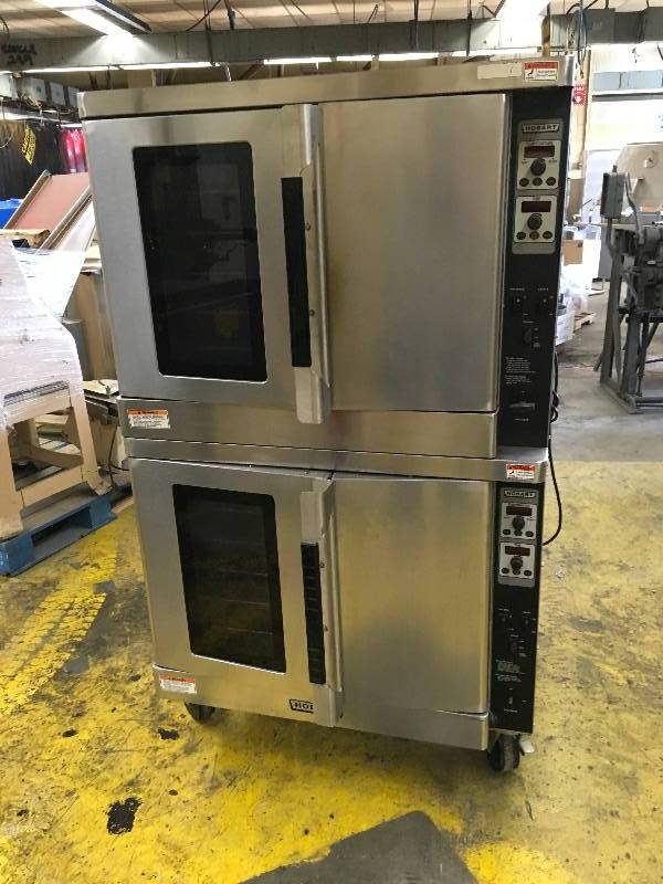 HOBART GAS OVEN, DOUBLE OVENS