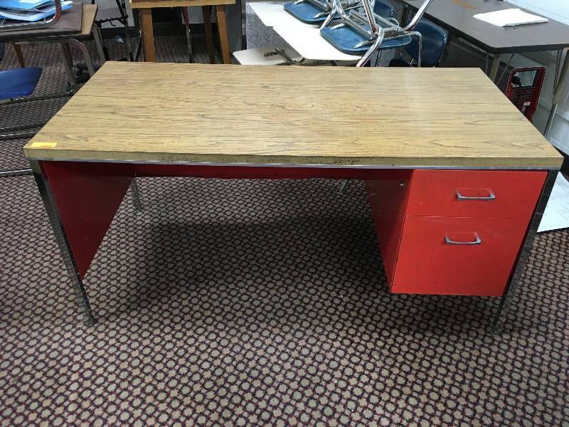 DESK, SALMON COLORED METAL BASE