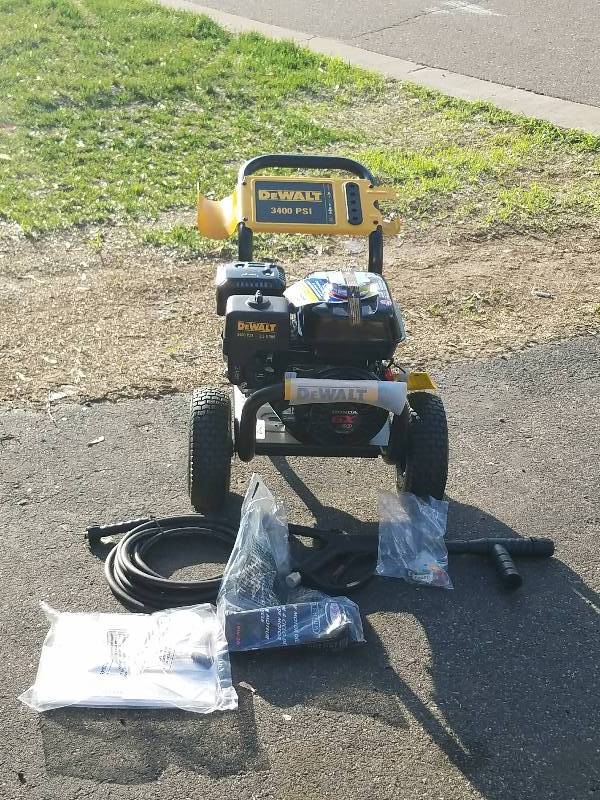 DEWALT PRESSURE WASHER