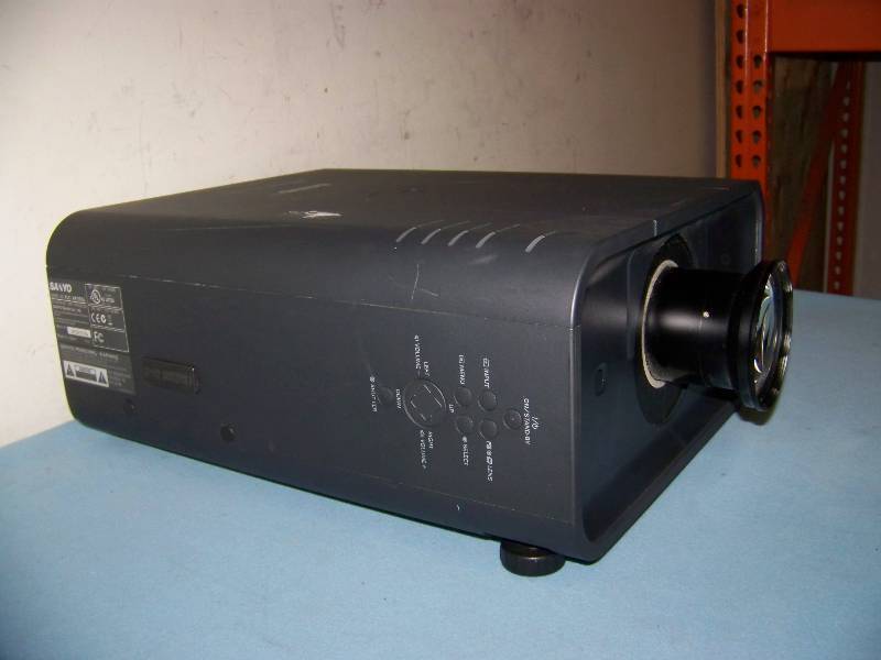 lot 69 image: Sanyo, PLC-XP200L, LCD Projector with Remote Control