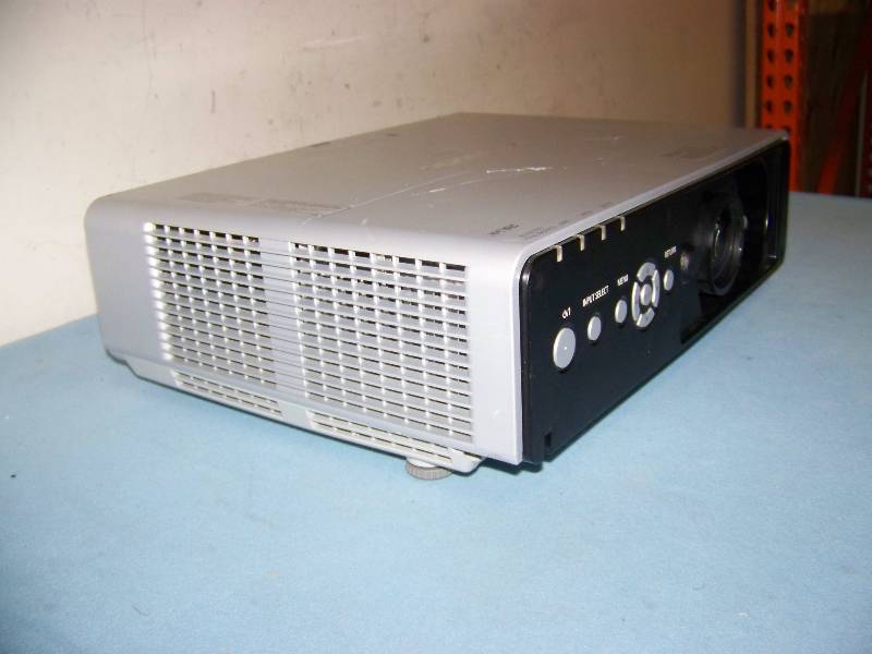 lot 12 image: Panasonic, PT-F300NTU, LCD Projector