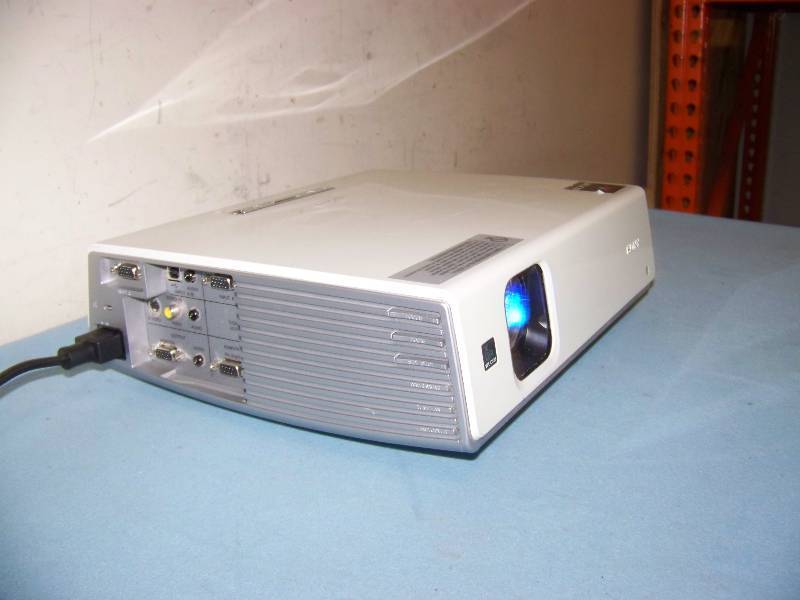 lot 14 image: Sony, VPL-CX86, LCD Projector with Remote Control