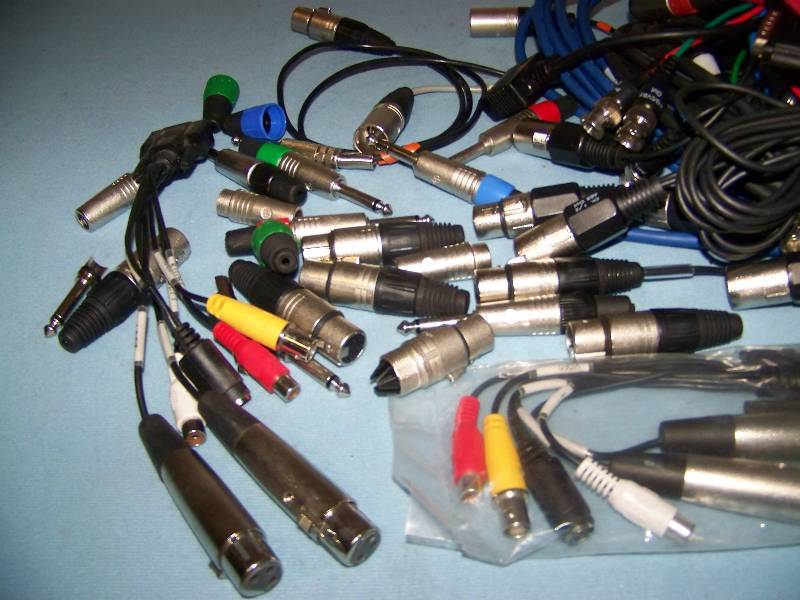 lot 44 image: Miscellaneous XLR Cables and Connectors