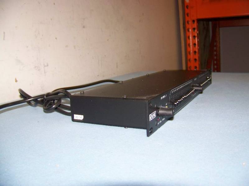 lot 21 image: Rane, Dual Channel, 15-Band, MicroGraphic Equalizer  EQ