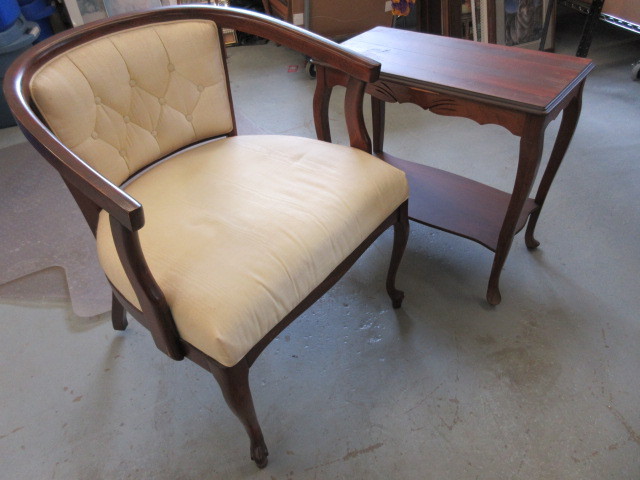 CHAIR AND END TABLE