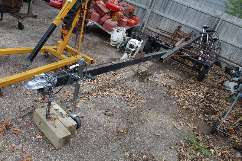 lot 3 image: 1992 Custom 18ft. Six (6) Canoe  Kayak Trailer