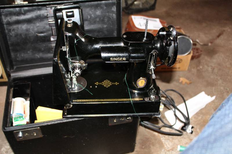 lot 38 image: 1947-48 Singer Featherweight 221 Portable Sewing Machine w Attachments, 3-Bobbins, Case