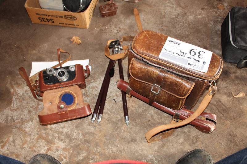 lot 39 image: Vintage Argus Box Camera w 50mm Lens, Tripod, Camera Bag