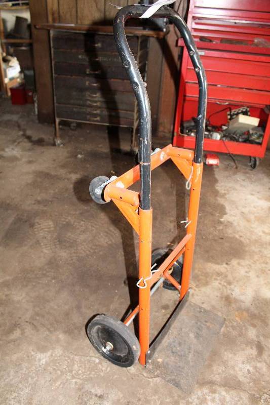 lot 46 image: 4-Wheel Hand Truck