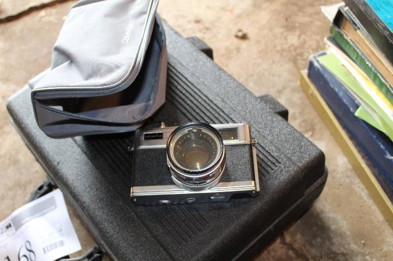 lot 169 image: Vintage Minolta Super 8 Circuit Hi-Matic 11 Camera