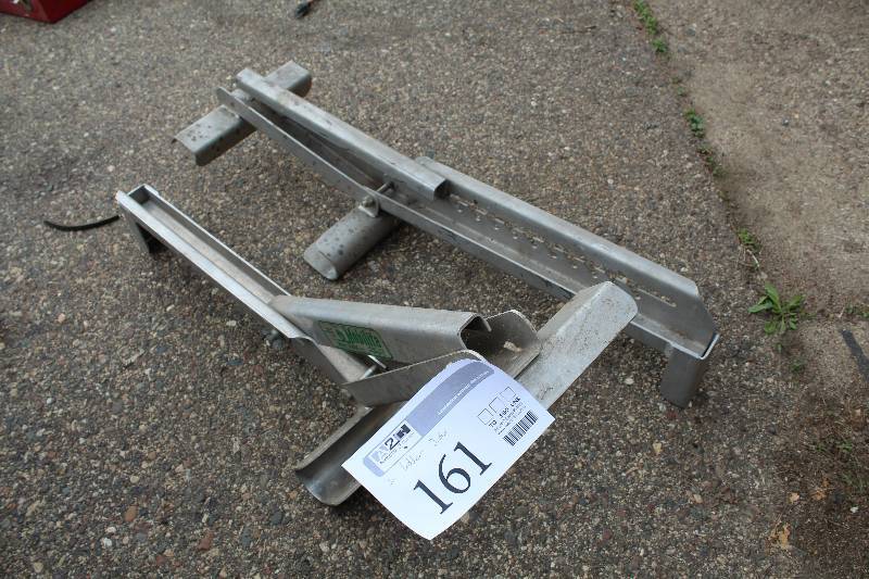 lot 161 image: Lot of (2) Mobilite Ladder Jacks
