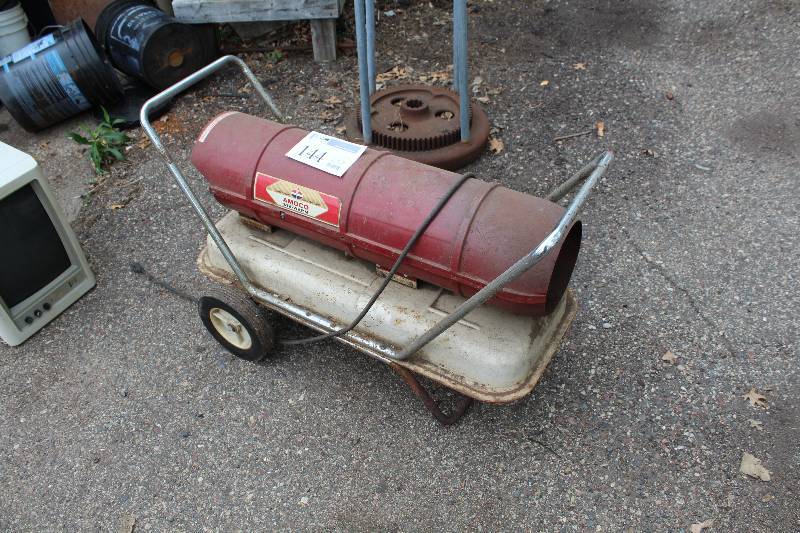lot 144 image: Amoco Sta-Warm Kerosene Heater