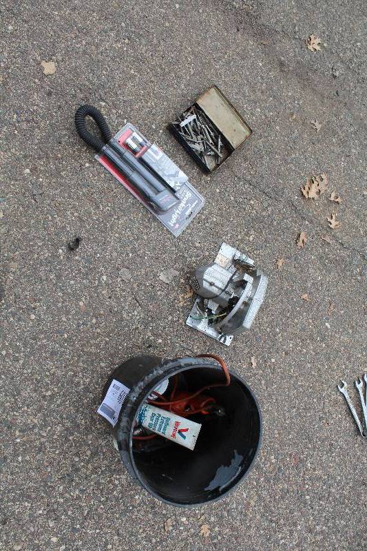 lot 109 image: Power House 6.5in. Circular Saw, Black & Decker Drill, Snake Light Flashlight, Tap & Die Set