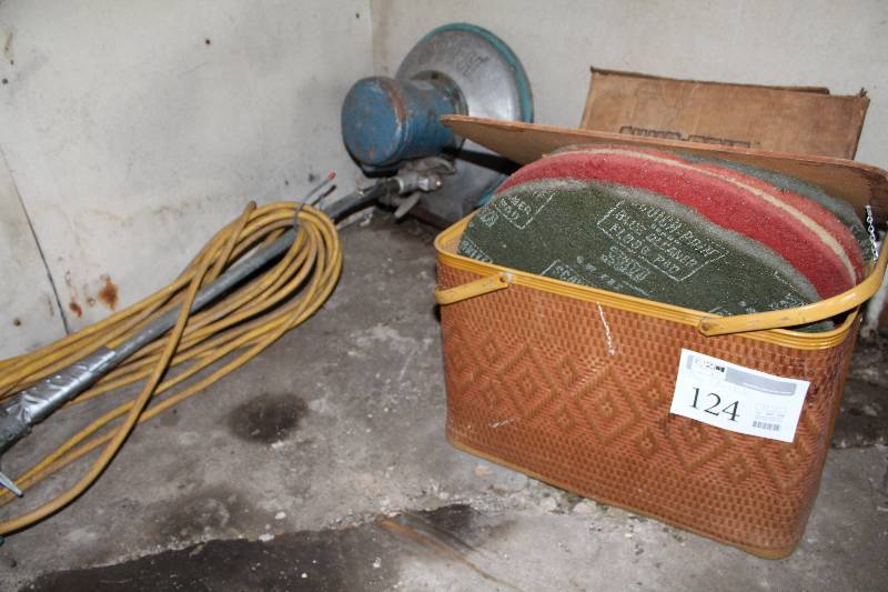 lot 124 image: Hild Floor Buffer, Pads