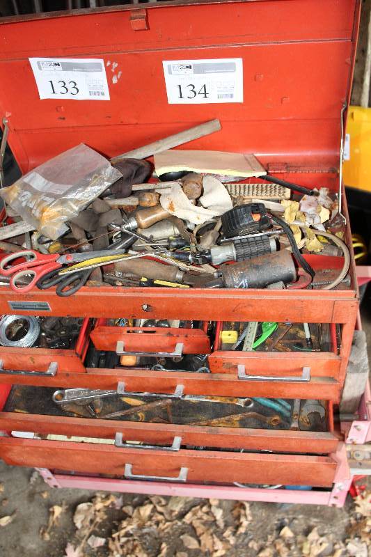 lot 133 image: Tool Box Contents - Misc Hand Tools, Hardware