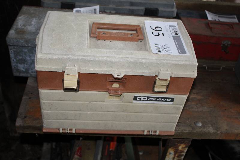 lot 95 image: Tool Box w Misc