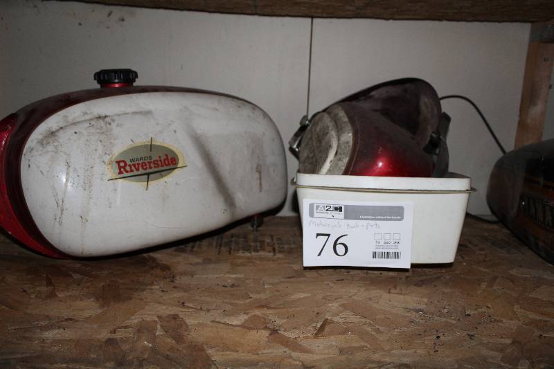 lot 76 image: Wards Riverside Motorcycle Tank, Parts