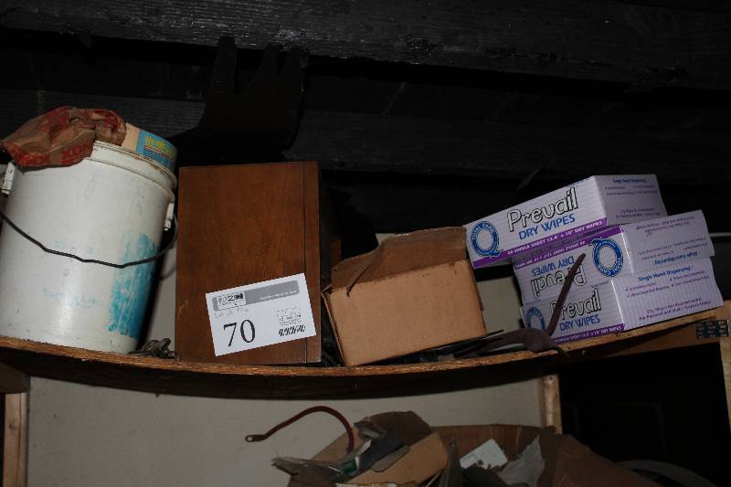 lot 70 image: Prevail Dry Wipes, Wadsworth 30A 3-Pole Service Panel, GE Musaphonic Stereo, golf Balls