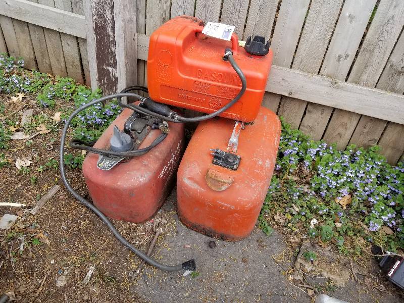 lot 38A image: Lot of (3) Outboard Motor Fuel Tanks