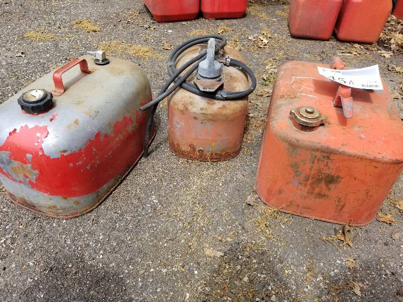 lot 45A image: Lot of (3) Metal Outboard Fuel Tanks