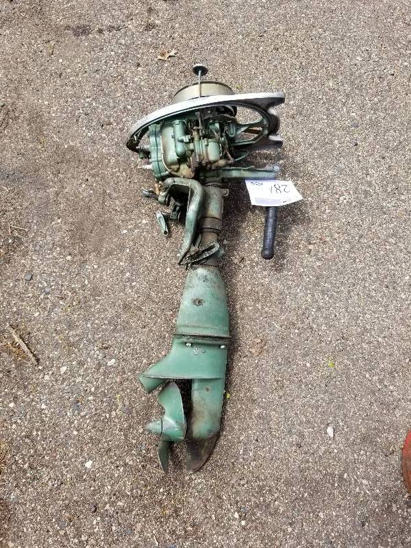lot 28A image: 1951 Johnson Sea Horse 5.0hp Two Stroke Outboard Motor