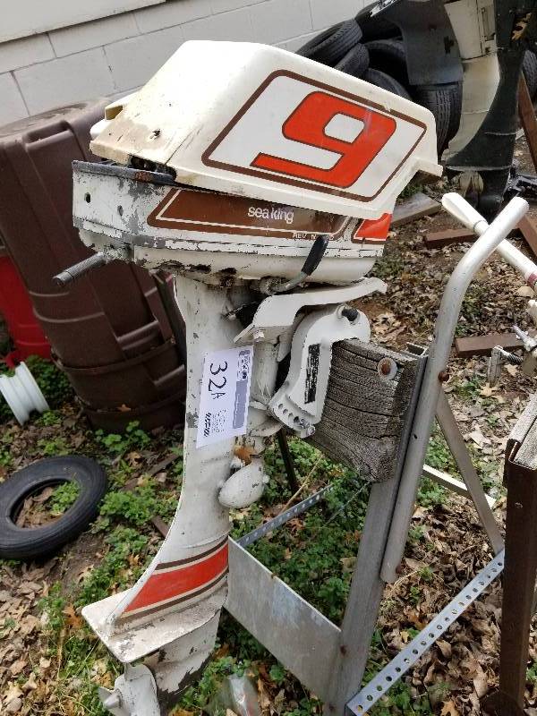lot 32A image: 1980 Sea King 9.0 hp Two Stroke Outboard Motor
