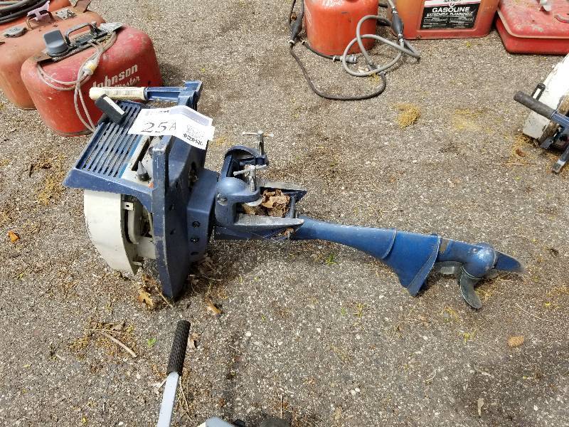 lot 25A image: 1969 Eska 7.0 hp Two Stroke Outboard Motor