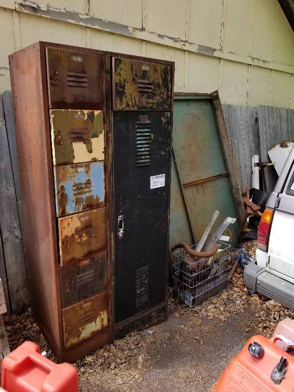 lot 223 image: Corner Scrap Metal Lot