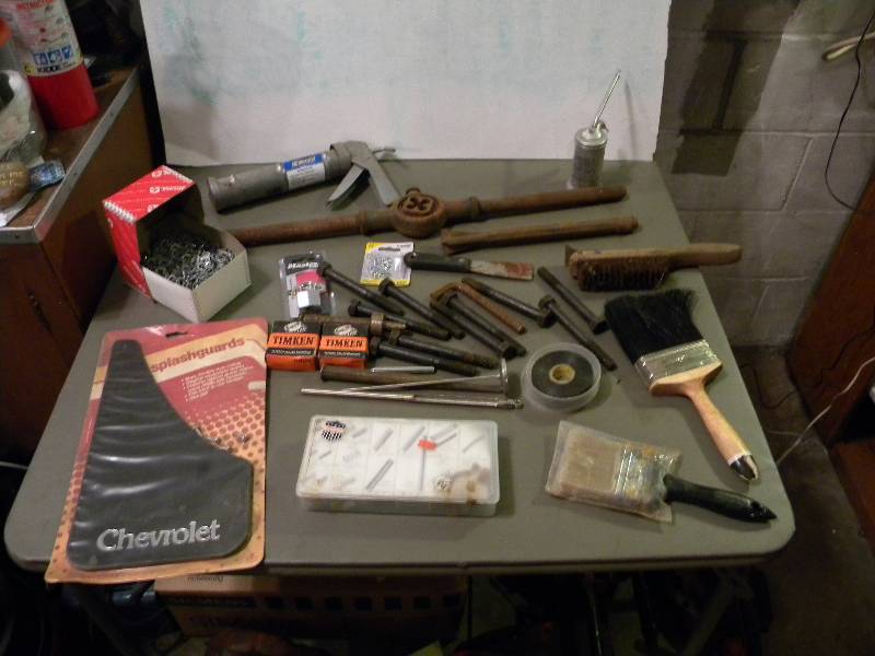 Tools & Hardware