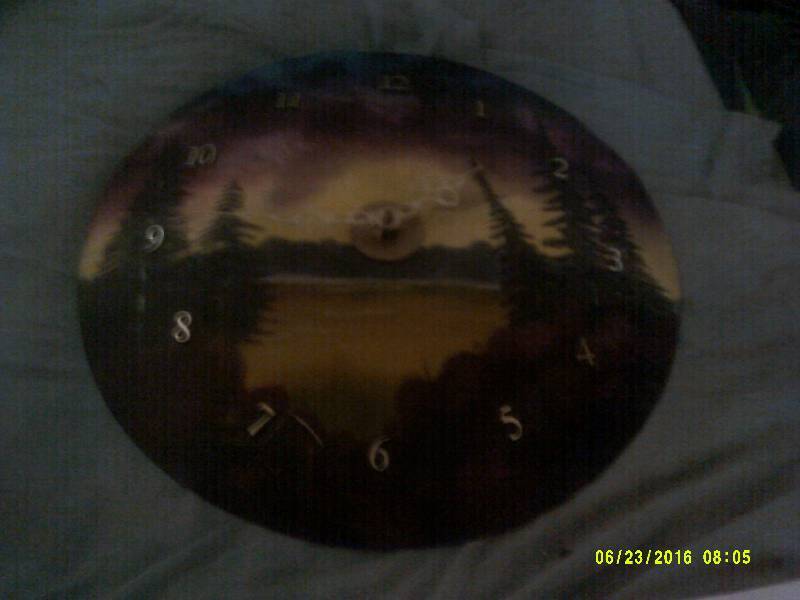 ANTIQUE DISK SHEAR CLOCK