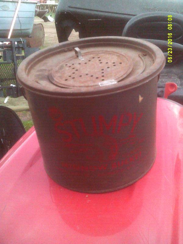 ANTIQUE STUMPY MINNOW BUCKET