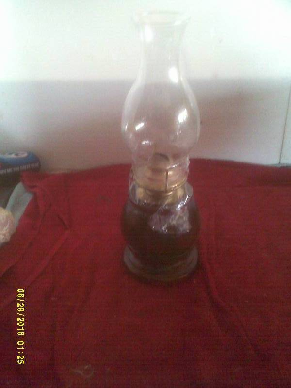 WOOD BOTTOM OIL LAMP