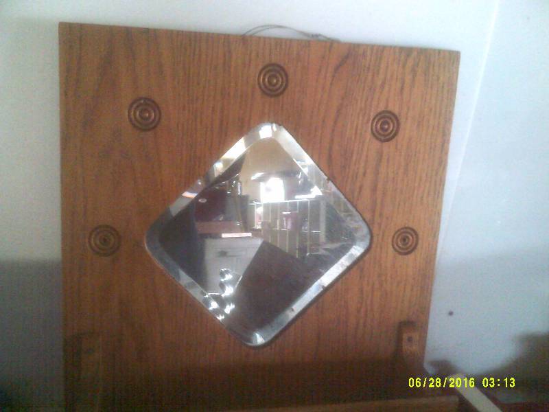 OAK MIRRORED WALL HANGINGS