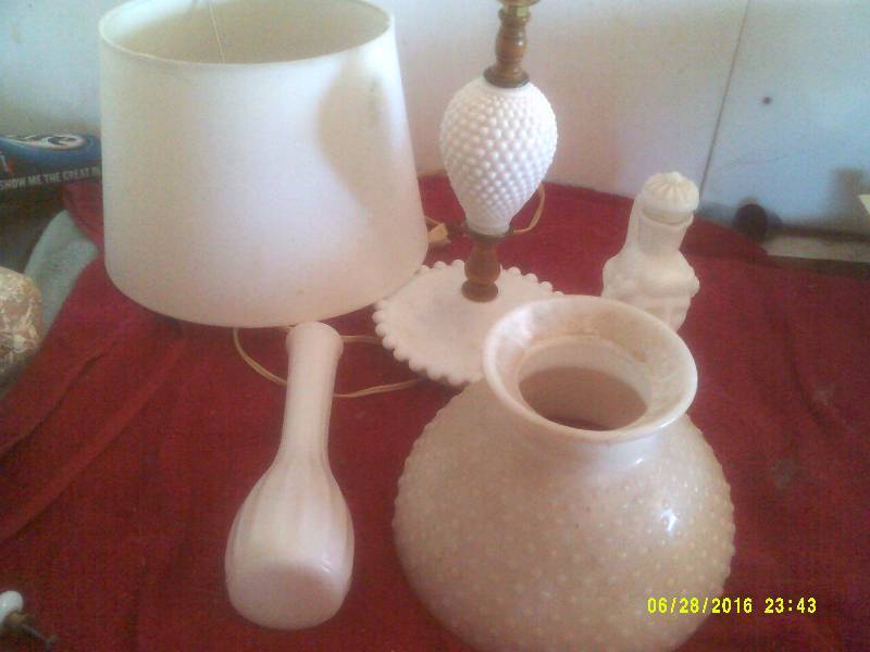VINTAGE MILK GLASS