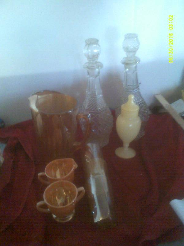COLLECTIBLE GLASS WEAR