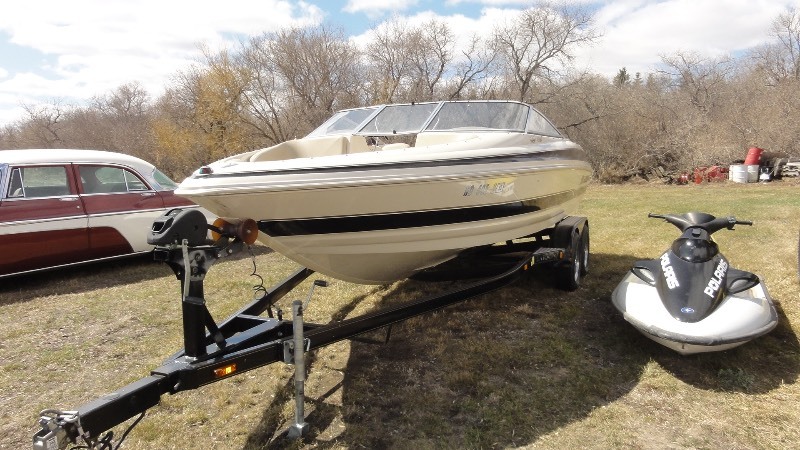 2002 Larson VEC LXI 210 boat