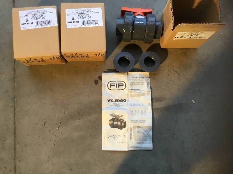 lot 29 image: New IPEX - True Union Ball Valve - 1.5 inch VX TUBV PVC EPDM ST