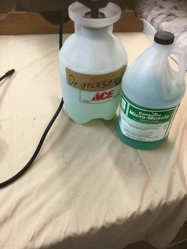 lot 55 image: De-greaser - Consume Micro- Muscle With Lawn Spray Bottle