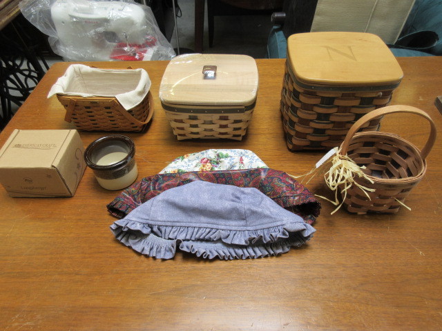 lot 944 image: TWO COLOR BASKETS AND POTTERY