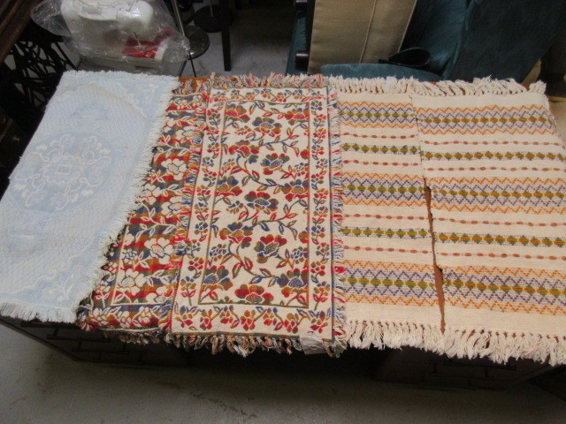 lot 959 image: HANDMADE IN INDIA 100% COTTON RUGS