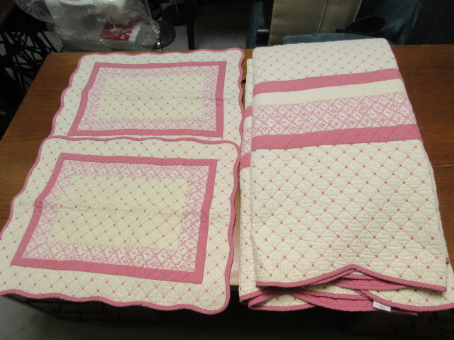lot 963 image: AMERICAN CANCER SOCIETY QUILT AND PILLOW SHAMS