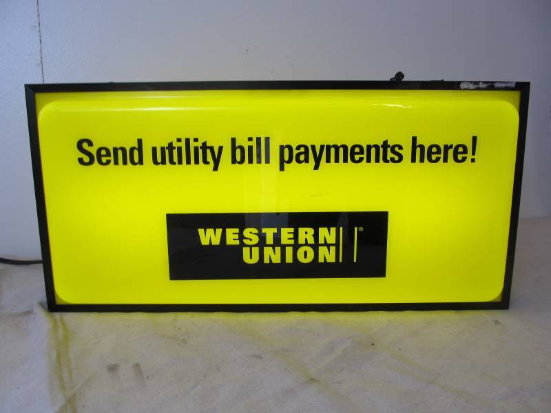 lot 28 image: Working WESTERN UNION 2-Sided Lighted Sign