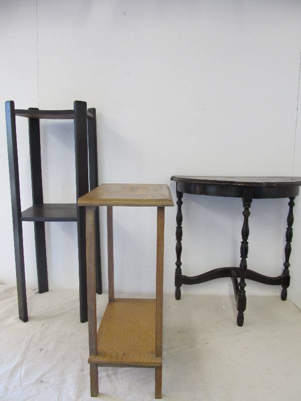 lot 55 image: Vintage Wood Plant Stand Side Table & EntryFoyer Table